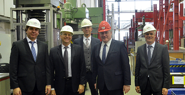 The Minister for Economics Dr Bernd Althusmann on a visit to the MPA